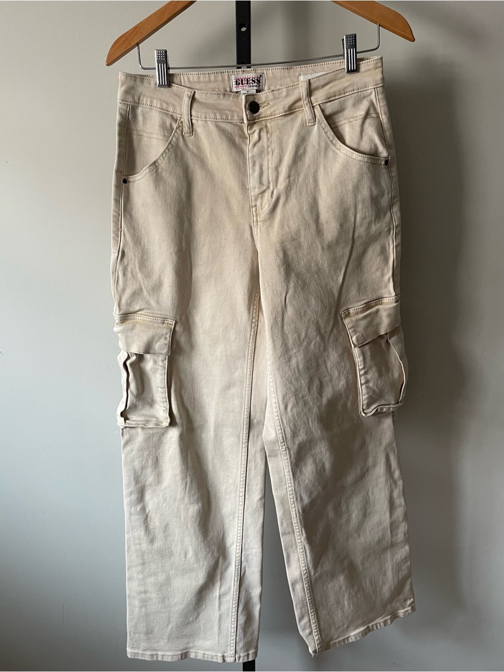 GUESS Originals Baggy Cargo Jeans Cream Off White Size 27 Y2K Utility Wide Leg